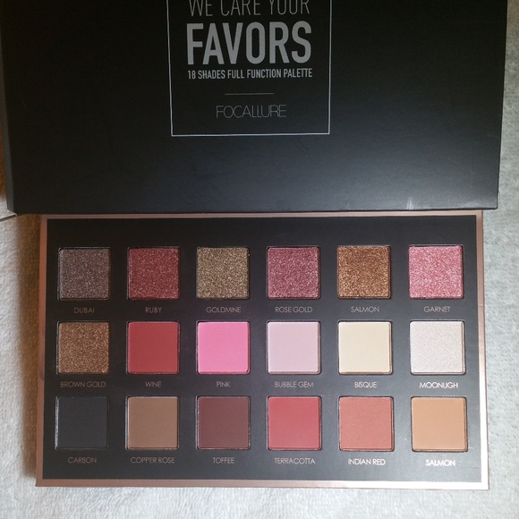 Focallure Favors Eyeshadow Palette - Picture 2 of 4